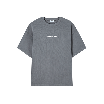POLERA .TXT (GRIS OSCURO)